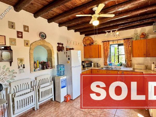 2 bedroom detached house sold giolou paphos 7579639 image 9666801