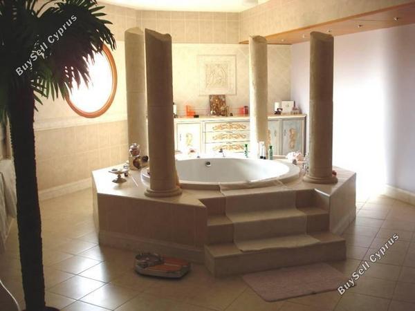 5 bedroom detached house for sale chrysopolitissa larnaca 1684639 image 5185014