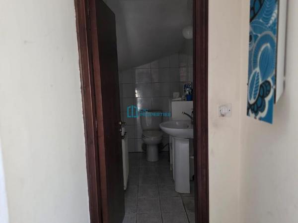 3 bedroom apartment for sale faneromeni larnaca 7821549 image 10684487