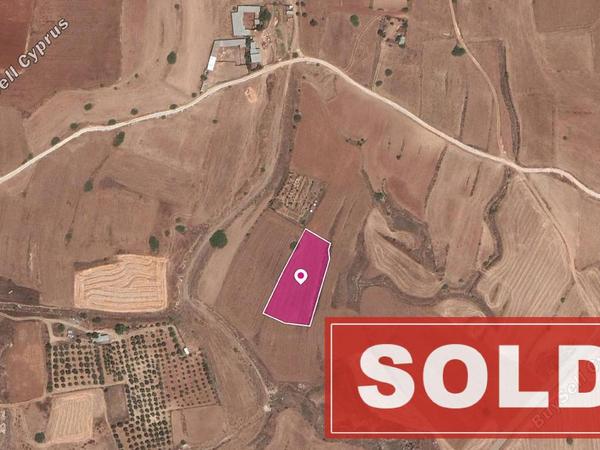 land sold palaiometocho nicosia 1104949 image 3686375