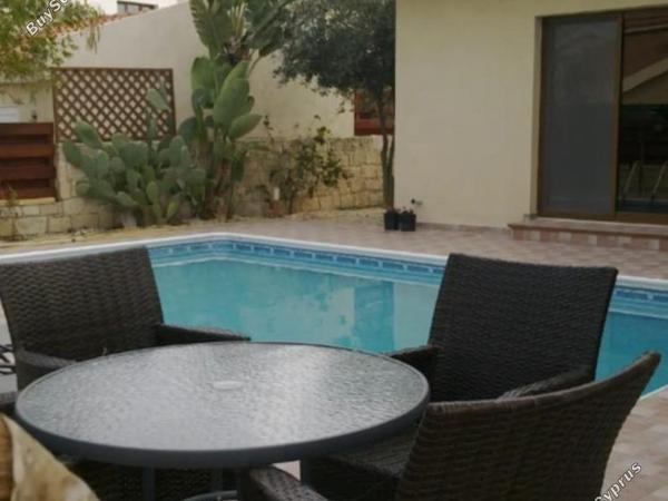 4 bedroom bungalow for sale parekklisia limassol 8376269 image 15664828