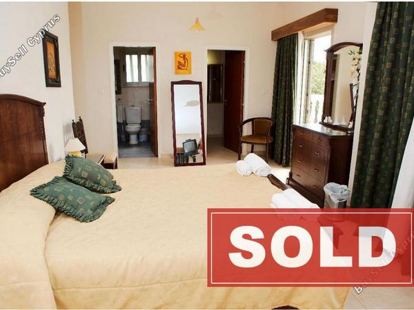 5 bedroom detached house sold kissonerga paphos 1672369 image 4318227