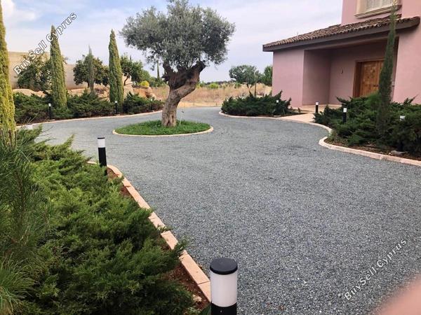 4 bedroom detached house for sale kato polemidia limassol 1547469 image 6529410