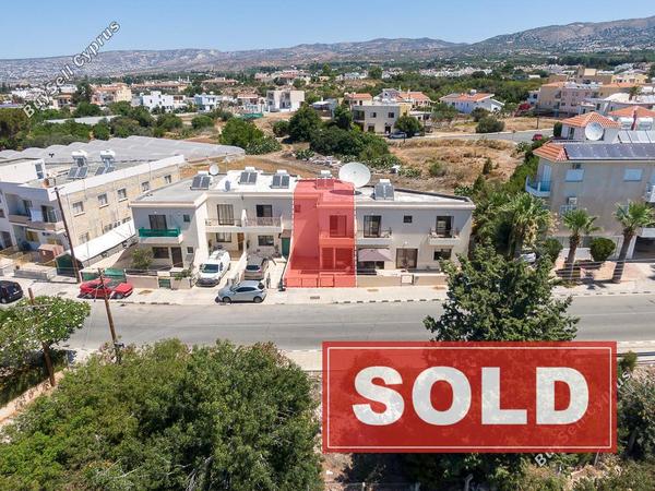 2 bedroom town house sold kissonerga paphos 7893579 image 11061606
