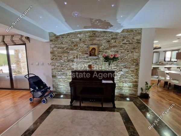 6 bedroom detached house for sale dromolaxia larnaca 1227679 image 5758270