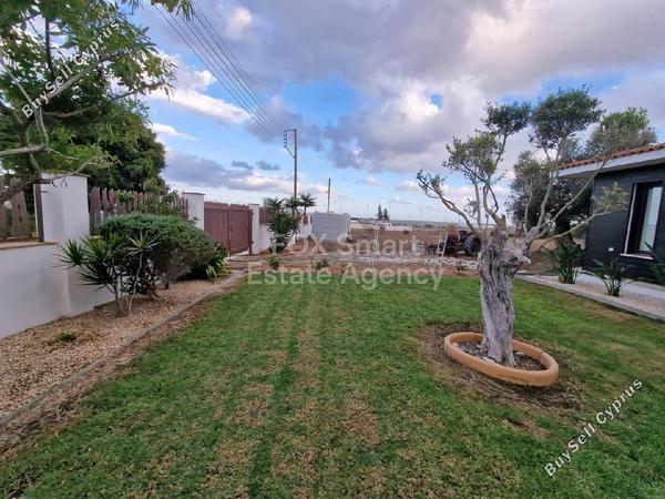 6 bedroom detached house for sale dromolaxia larnaca 1227679 image 5758303