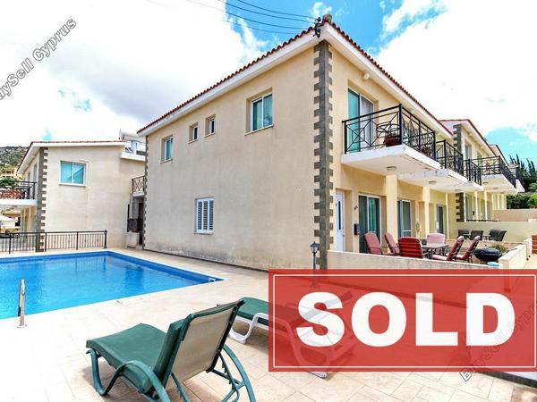 2 bedroom town house sold peyia paphos 743789 image 606033