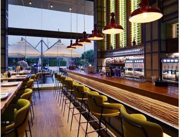 studio restaurant for rent agios tychonas limassol 8570789 image 15638563
