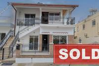  Apartment Building · Faneromeni (Larnaca) for sale 
