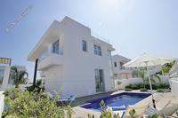 3 Bedroom Detached house in Agia Triada (Famagusta) for sale 