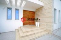 5 Bedroom Detached house in Dromolaxia (Larnaca) for sale 