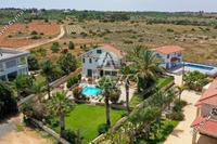 5 Bedroom Detached house · Agia Triada (Famagusta) for sale 