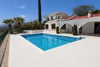 5 Bedroom Detached house · Foinikaria (Limassol) to rent 