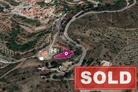 1143 SQM Land in Agioi Vavatsinias (Larnaca) for sale 