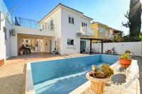 4 Bedroom Linked detached house in Paralimni (Famagusta) for sale 