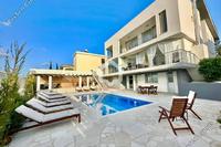 5 Bedroom Detached house · Aradippou (Larnaca) for sale 