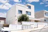 4 Bedroom Detached house in Kalogiroi (Limassol) to rent 