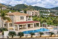 4 Bedroom Detached house · Argaka (Paphos) to rent 