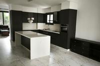 4 Bedroom Detached house in Neapolis (Limassol) to rent 