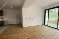 3 Bedroom Detached house in Agios Athanasios (Limassol) for sale 