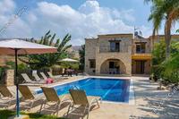 4 Bedroom Detached house · Argaka (Paphos) to rent 