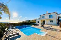 5 Bedroom Detached house in Chlorakas (Paphos) to rent 