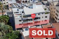 Studio Detached house in Larnaca Municipality (Larnaca) for sale 
