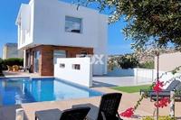 3 Bedroom Detached house · Peyia (Paphos) for sale 