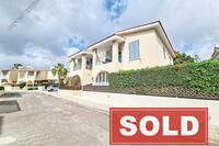 2 Bedroom Entire floor apartment · Konia (Paphos) for sale 