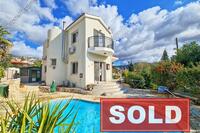 3 Bedroom Detached house in Peyia (Paphos) for sale 