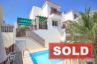2 Bedroom Detached house · Peyia (Paphos) for sale 