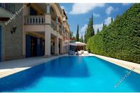6 Bedroom Detached house · Parekklisia (Limassol) for sale 