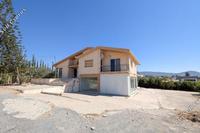 3 Bedroom Detached house in Parekklisia (Limassol) for sale 