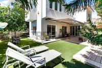 4 Bedroom Detached house in Potamos Germasogeias (Limassol) for sale 