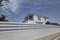 4 Bedroom Detached house in Dekeleia (Larnaca) to rent 