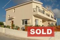 3 Bedroom Semi-detached house · Peyia (Paphos) for sale 