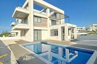 3 Bedroom Detached house in Agia Triada (Famagusta) for sale 