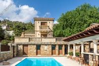 4 Bedroom Detached house in Moniatis (Limassol) for sale 