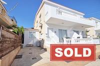 3 Bedroom Semi-detached house · Peyia (Paphos) for sale 