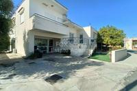 4 Bedroom Detached house in Nisou (Nicosia) for sale 