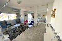 3 Bedroom Entire floor apartment in Agioi Omologitai (Nicosia) to rent 
