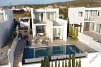 5 Bedroom Detached house · Sea Caves Peyia (Paphos) to rent 