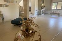 6 Bedroom Detached house in Aradippou (Larnaca) for sale 