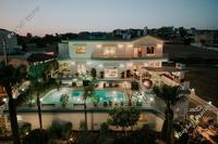 6 Bedroom Detached house in Agia Fyla (Limassol) for sale 