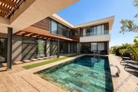 6 Bedroom Detached house in Agia Fyla (Limassol) for sale 
