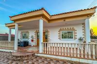 4 Bedroom Detached house · Ormideia (Larnaca) for sale 