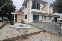 4 Bedroom Detached house · Petrou kai Pavlou (Limassol) to rent 