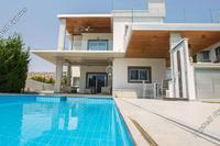 4 Bedroom Detached house in Agios Tychonas (Limassol) to rent 