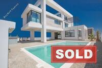 3 Bedroom Detached house · Agia Triada (Famagusta) for sale 