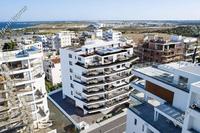 3 Bedroom Apartment in Mackenzie (Larnaca) for sale 